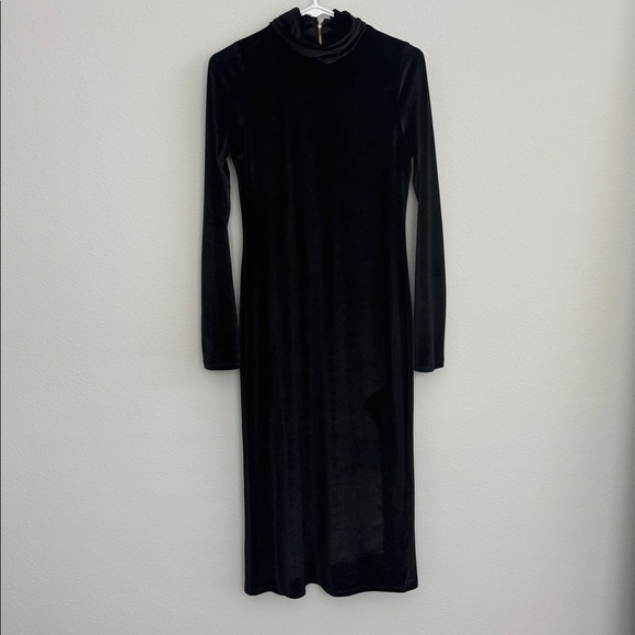 Alice + Olivia Delora Velvet Tassel Back Midi Dress - Picture 2 of 5